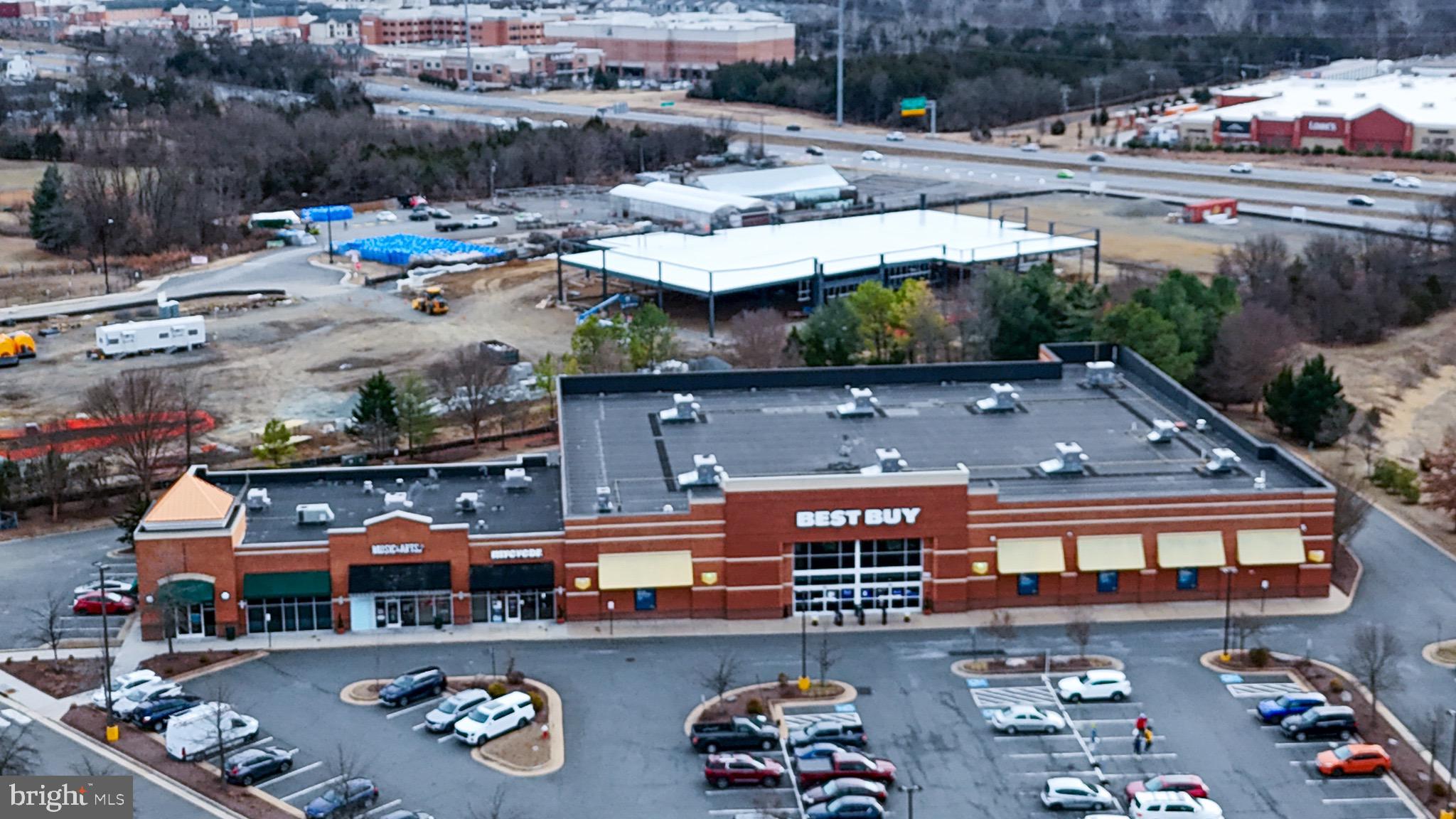 720 Vista Ridge Drive Northeast Leesburg, VA 20176 - Photo 52 of 61 Close to so many amenities