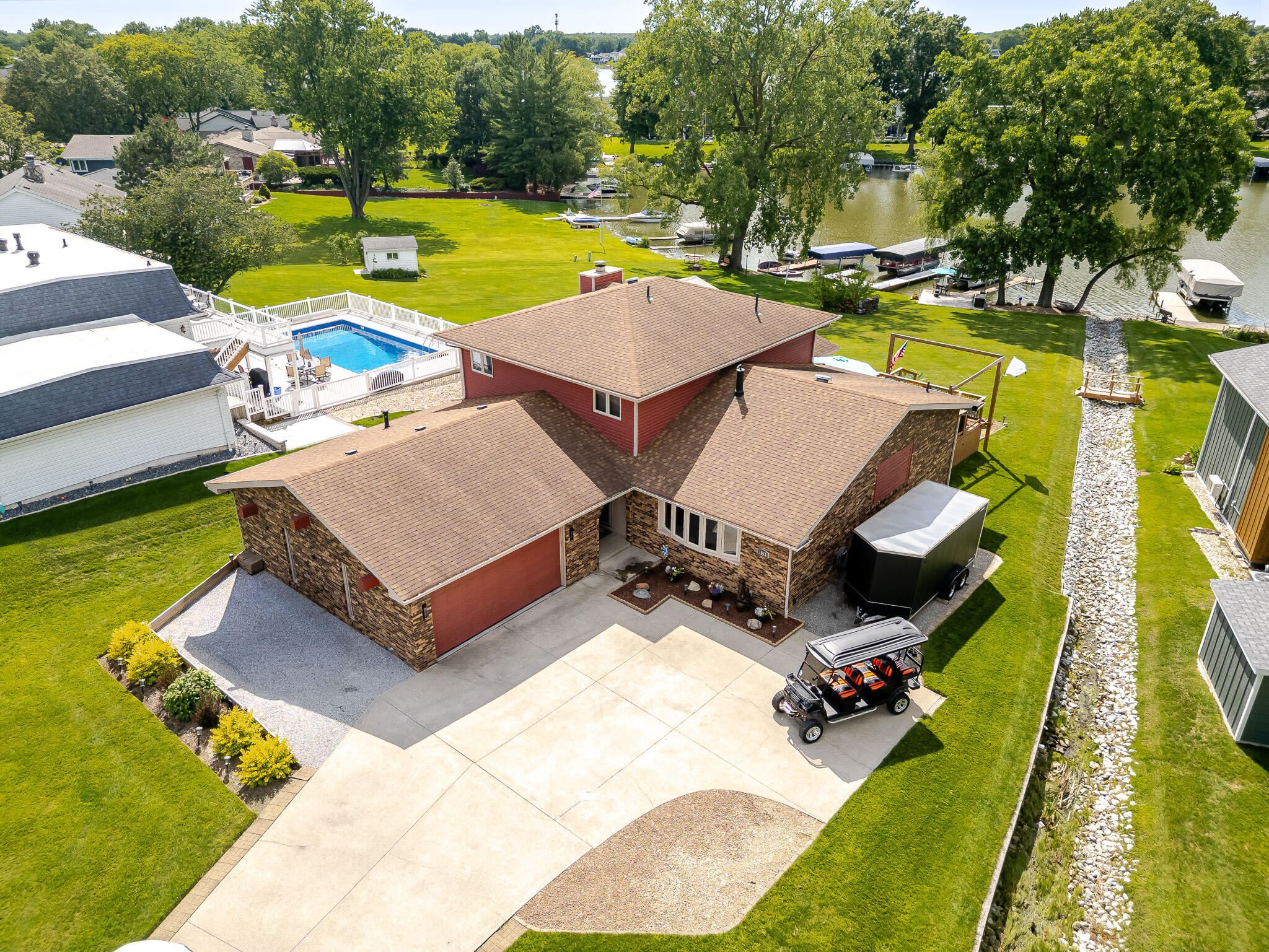 1813 Forest Lane Crown Point, IN 46307 - Photo 1 of 46 2048x1537