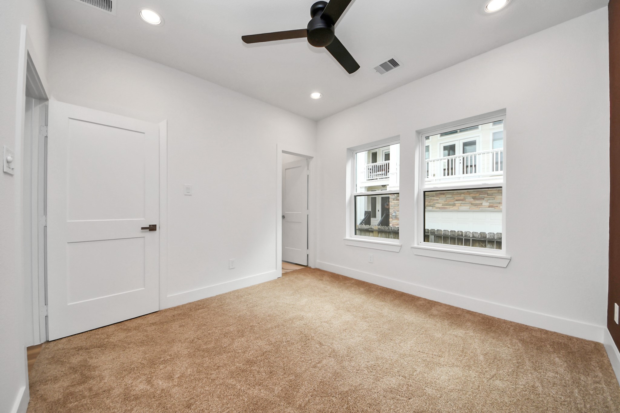 2426 Ella Boulevard Houston, TX 77008 - Photo 26 of 43