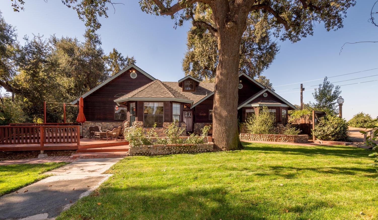 298 South Rainbow Route Sanger, CA 93657 - Photo 1 of 37 Gallery Image 1
