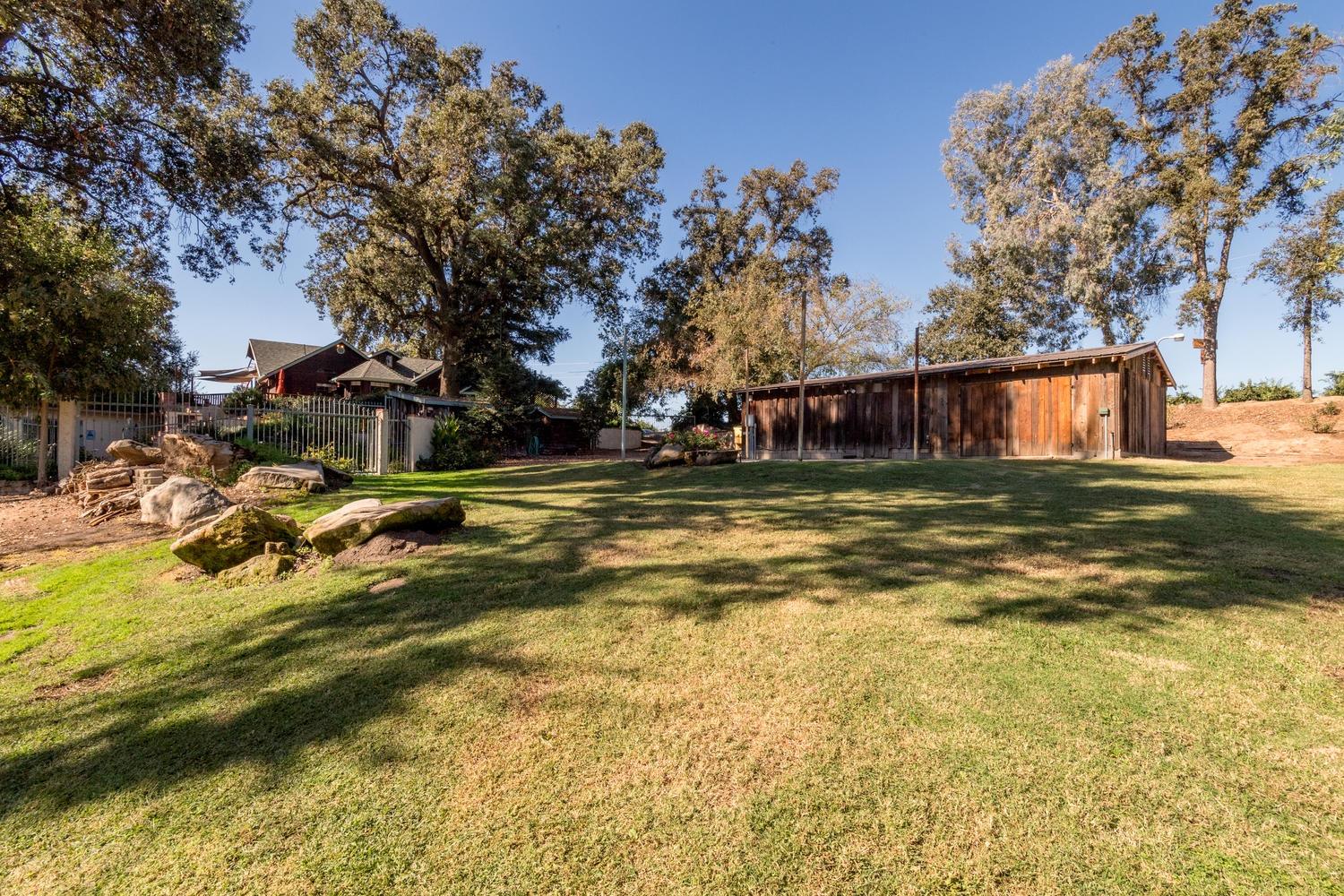 298 South Rainbow Route Sanger, CA 93657 - Photo 22 of 37 Gallery Image 22