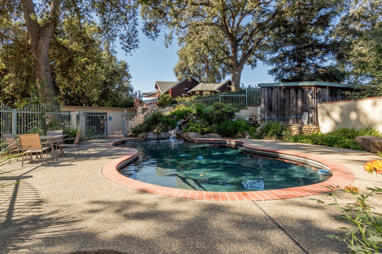 298 South Rainbow Route Sanger, CA 93657 - Photo 23 of 37 Gallery Image 23