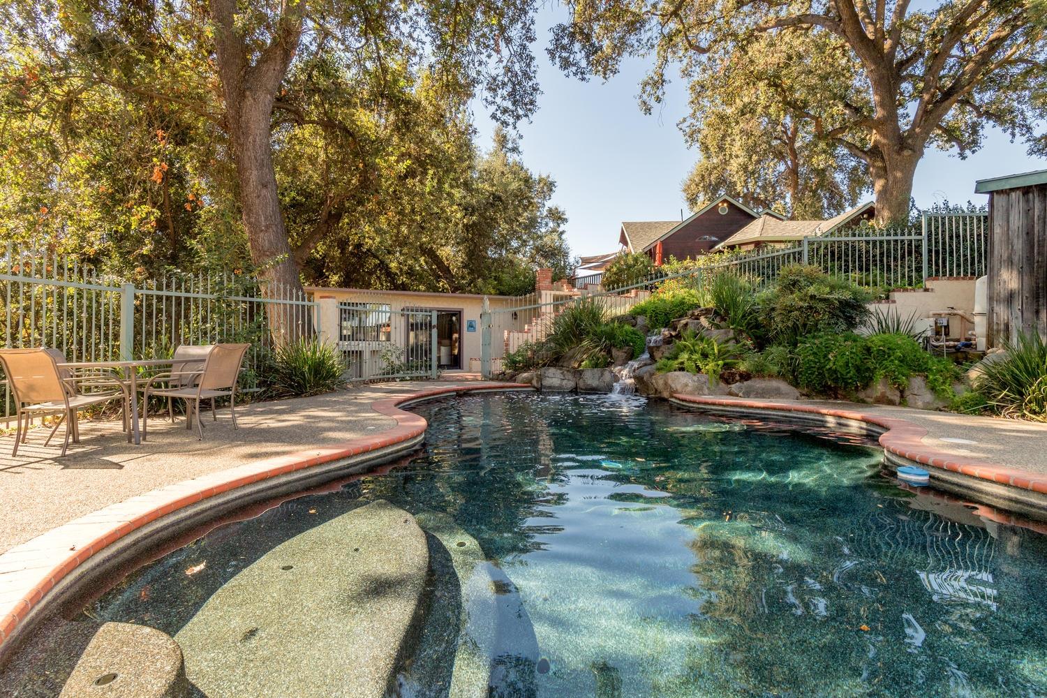298 South Rainbow Route Sanger, CA 93657 - Photo 24 of 37 Gallery Image 24