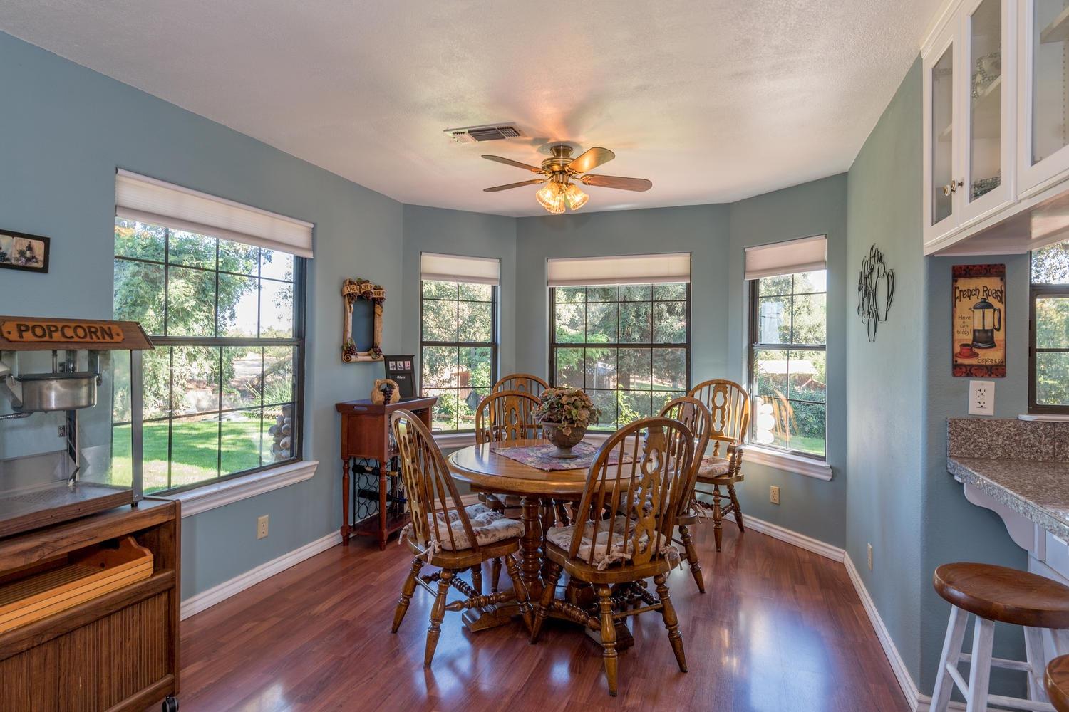 298 South Rainbow Route Sanger, CA 93657 - Photo 9 of 37 Gallery Image 9