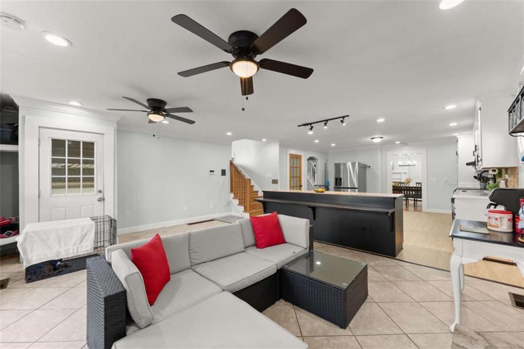 6622 Old Cleveland Road Clermont, GA 30527 - Photo 28 of 69 a living room with furniture and kitchen view
