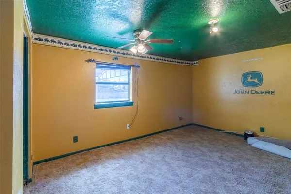 $140,000 | 242 East Hamilton Street, Stamford, TX 79553