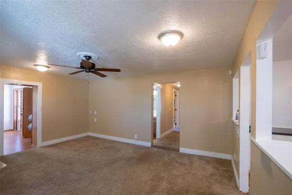 $140,000 | 242 East Hamilton Street, Stamford, TX 79553