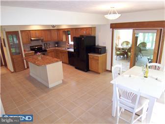 160 Mill Road Marlton, NJ 08053 - Photo 4 of 12 Kitchen