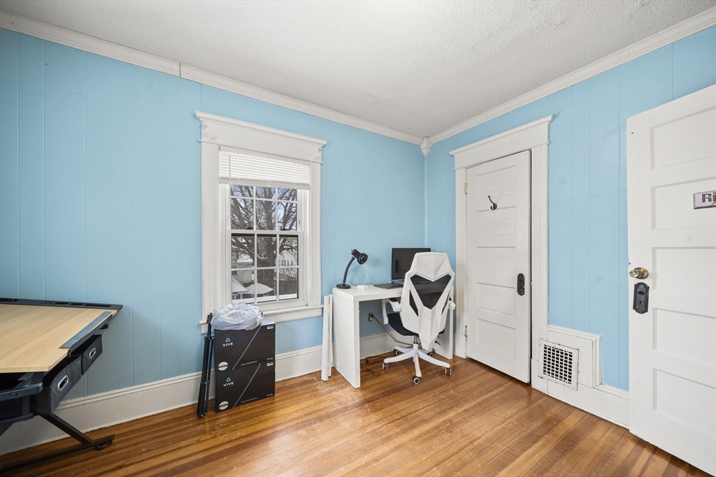 62 Somerset Street Springfield, MA 01108 - Photo 15 of 35 Gallery Image 15