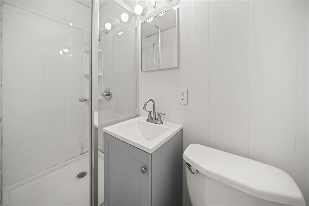 62 Somerset Street Springfield, MA 01108 - Photo 23 of 35 Gallery Image 23