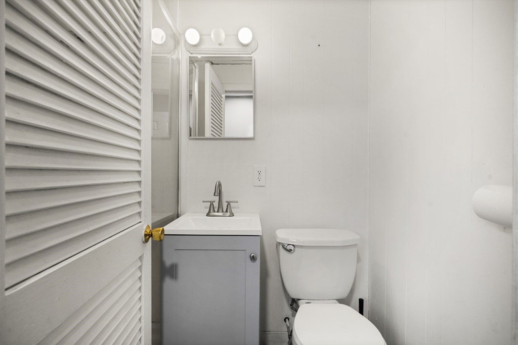 62 Somerset Street Springfield, MA 01108 - Photo 24 of 35 Gallery Image 24