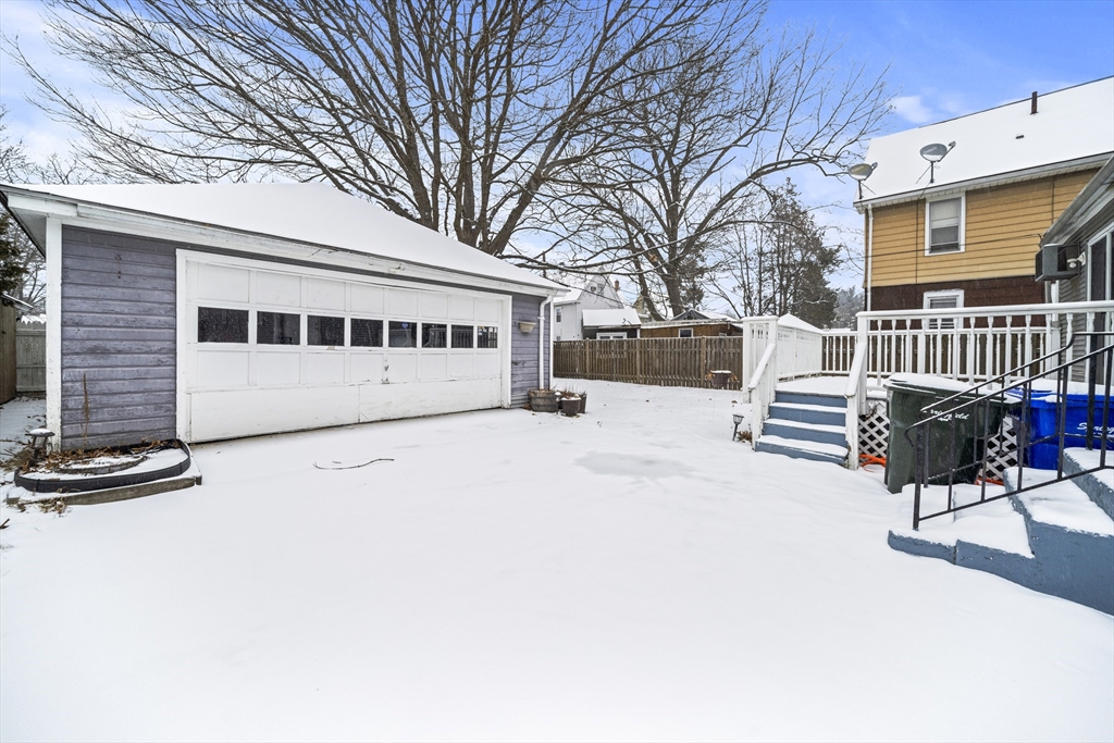 62 Somerset Street Springfield, MA 01108 - Photo 32 of 35 Gallery Image 32