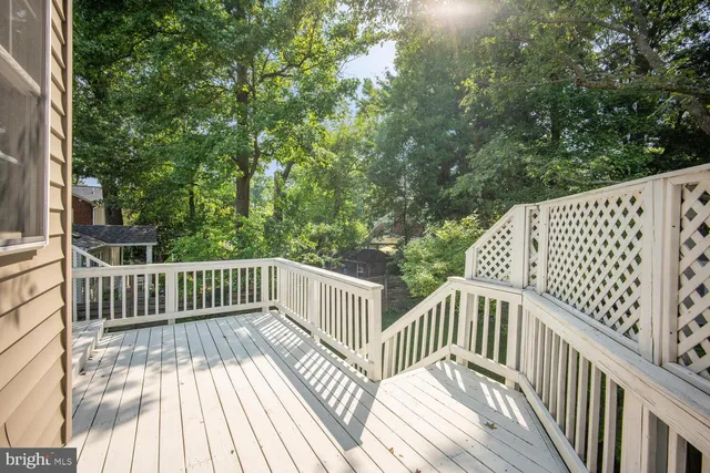 $4,385 | 2612 Fordham Road, Alexandria, VA 22302