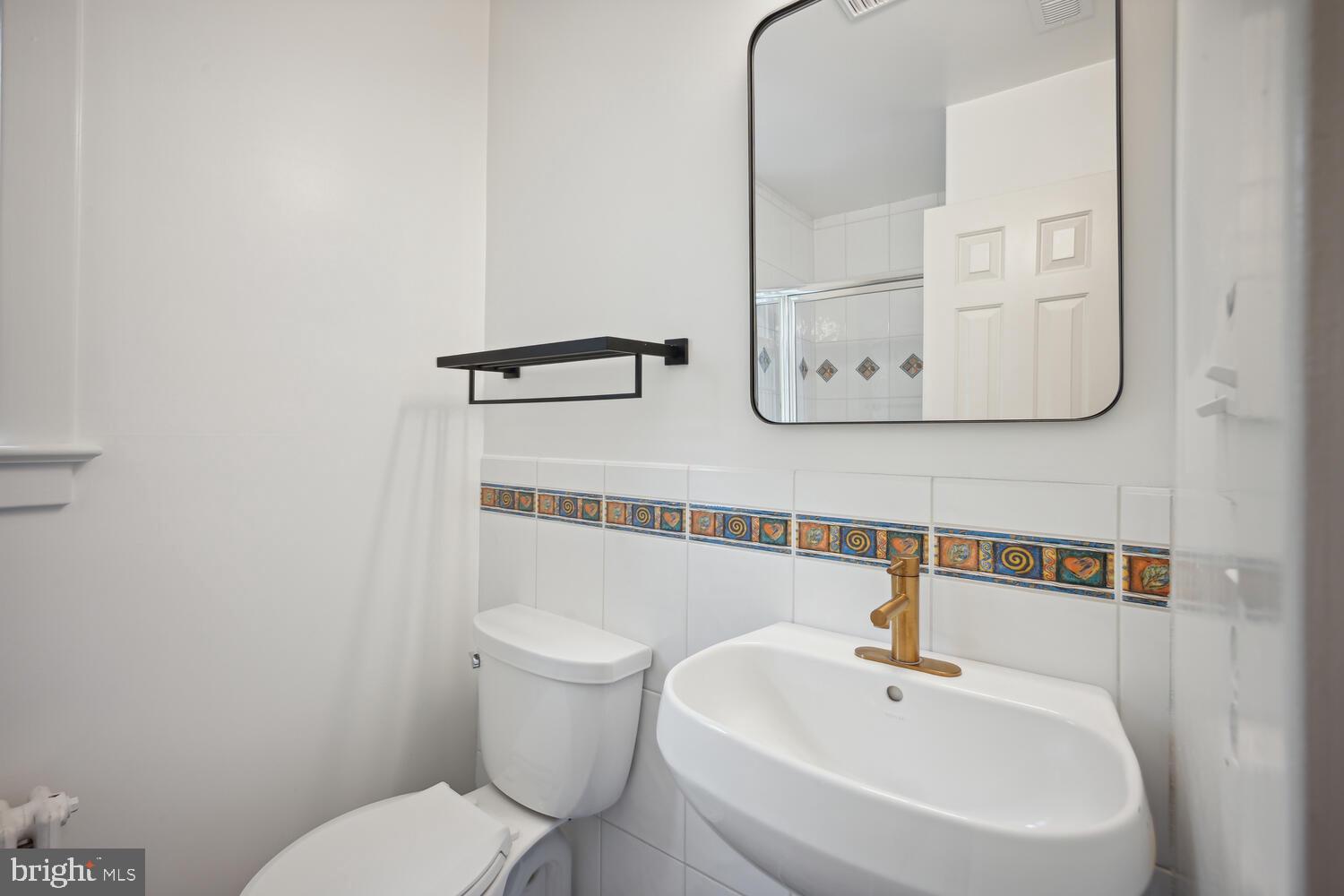 2612 Fordham Road Alexandria, VA 22302 - Photo 7 of 20