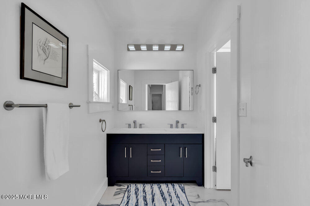 1200 Sunset Avenue Asbury Park, NJ 07712 - Photo 20 of 57 Second Floor Bath