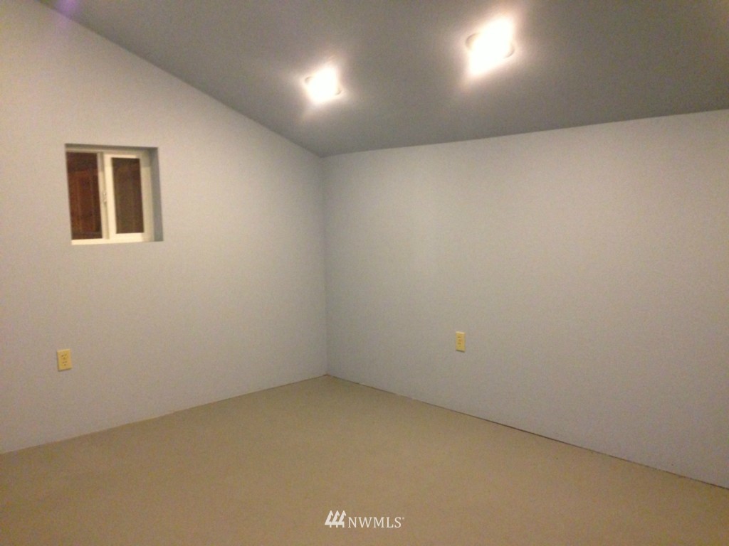 270 Upper Joe Creek Road Manson, WA 98831 - Photo 2 of 12 Gallery Image 2