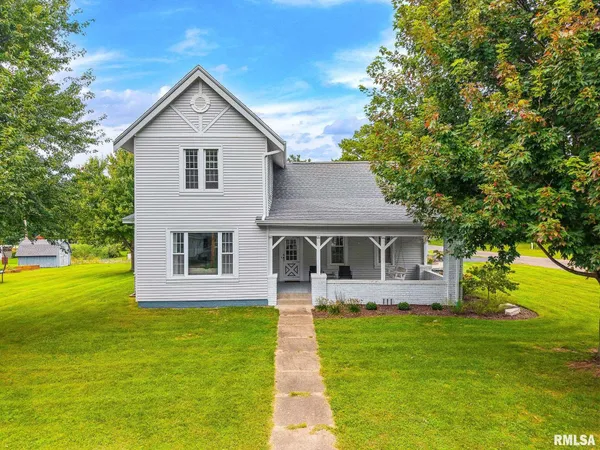 $169,900 | 609 East 3rd Street, Delavan, IL 61734
