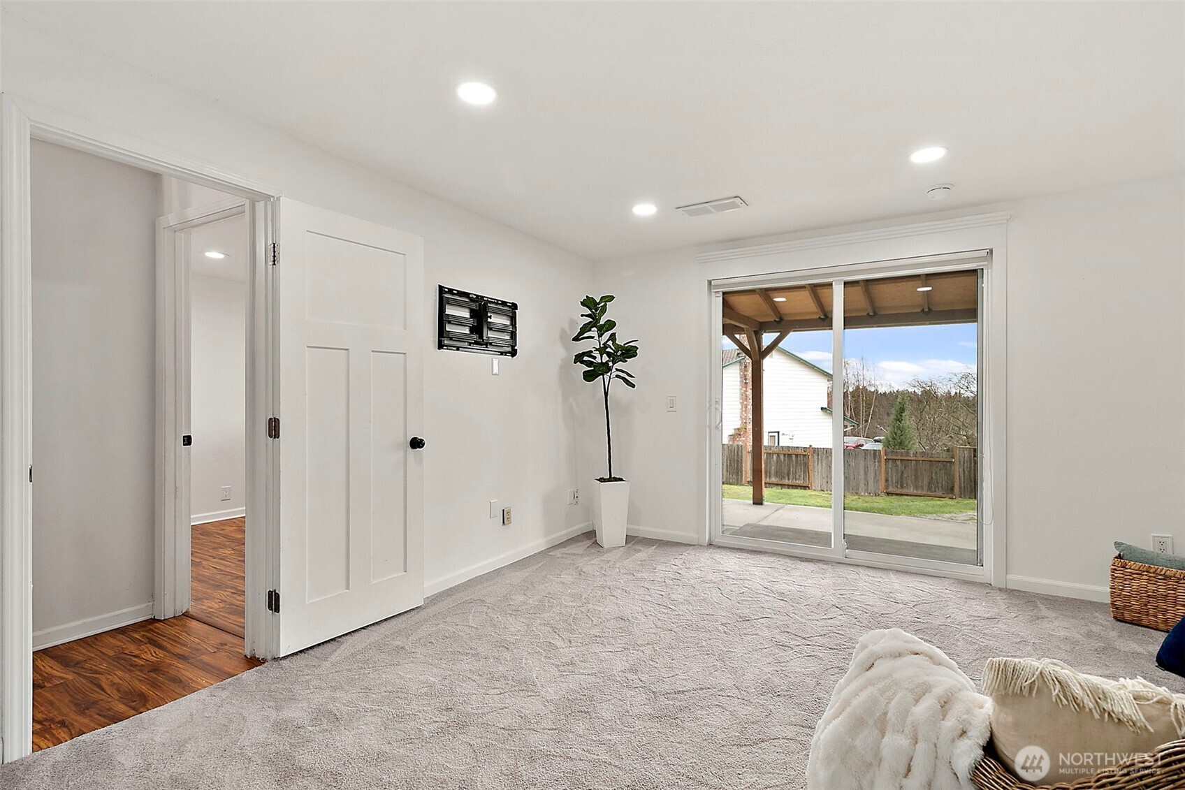 31421 41st Avenue Southwest Federal Way, WA 98023 - Photo 15 of 39