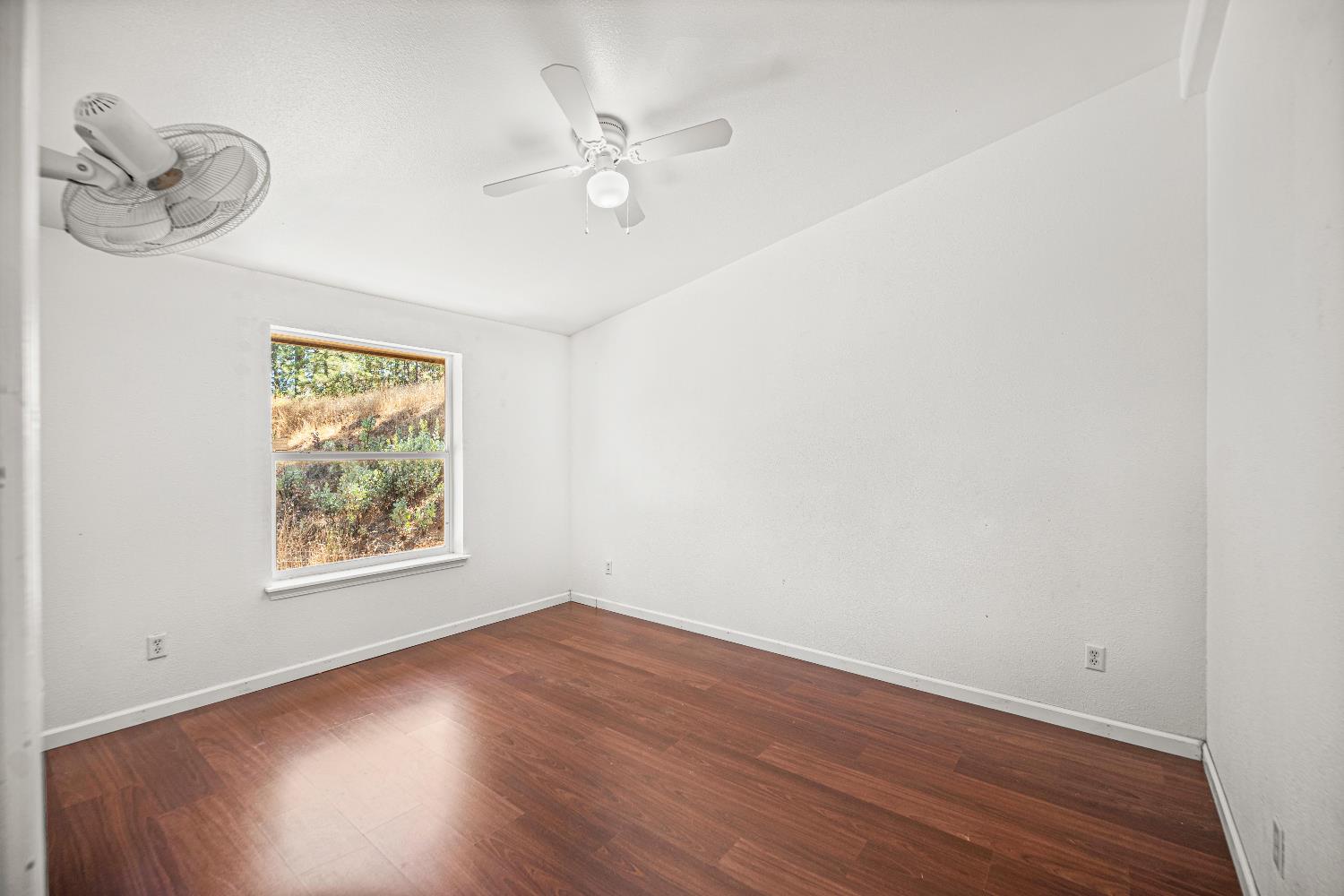 22991 Retherford Road Auburn, CA 95602 - Photo 13 of 31 Gallery Image 13