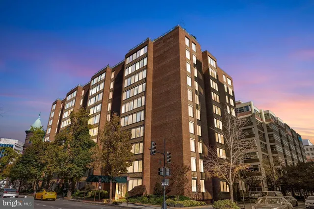 $294,000 | 1301 20th Street Northwest, Unit 1015, Washington, DC 20036
