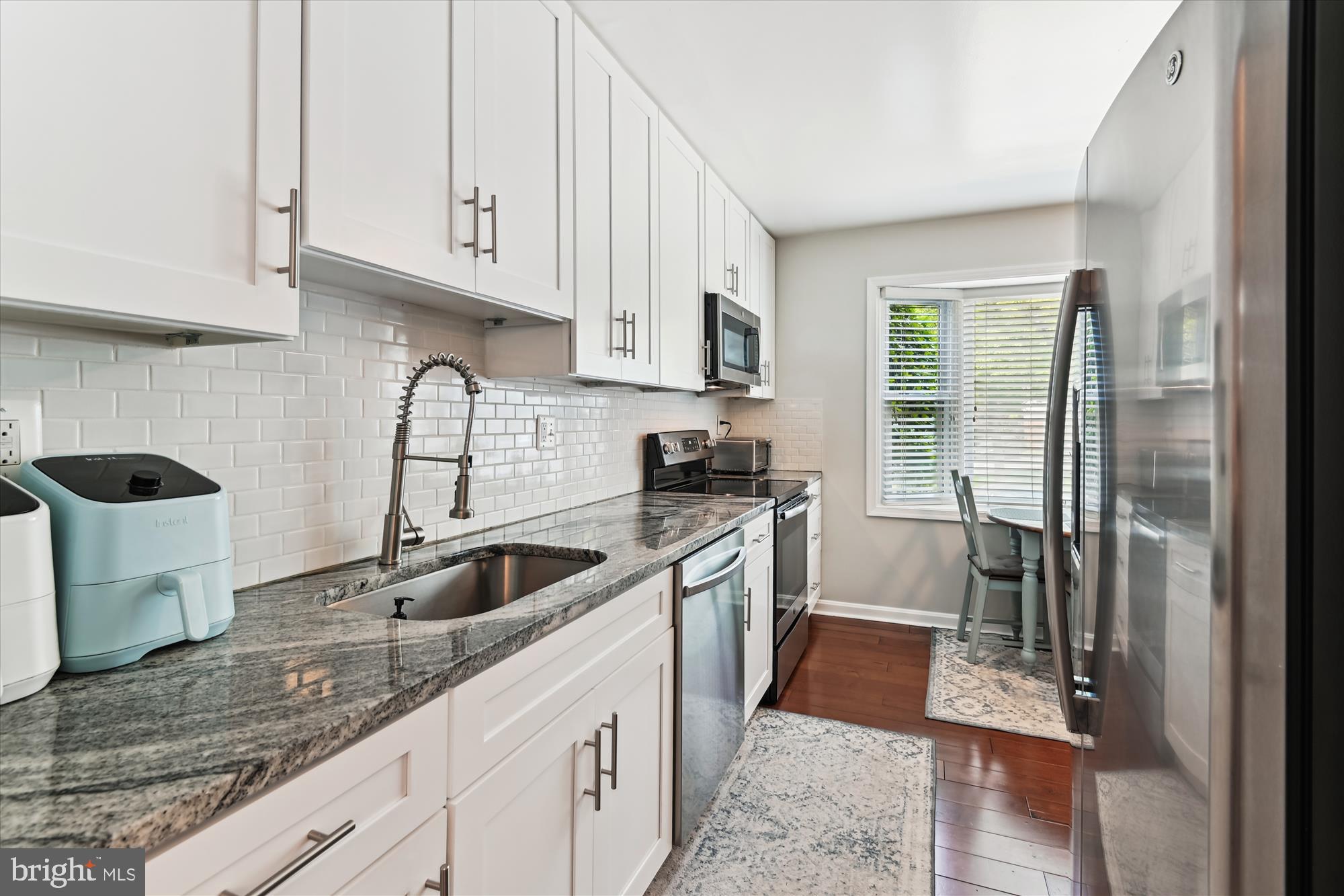 405 Colonial Ridge Lane Arnold, MD 21012 - Photo 6 of 67 Gallery Image 6