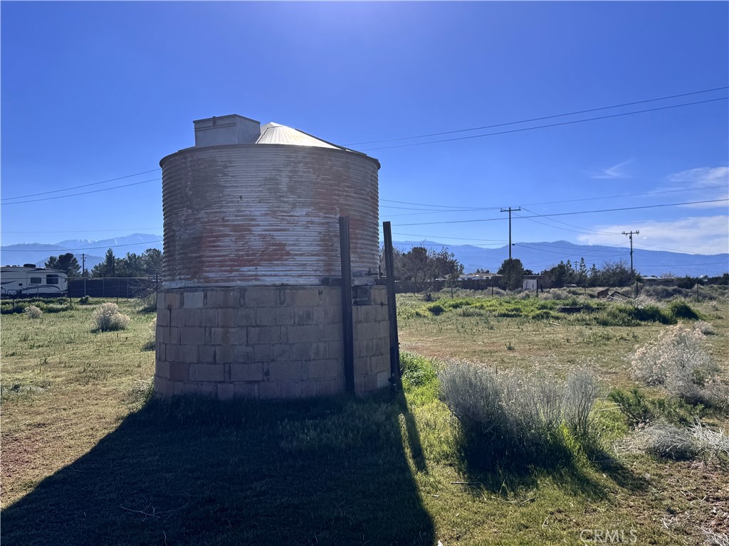 9616 Schlitz Road Phelan, CA 92371 - Photo 3 of 20