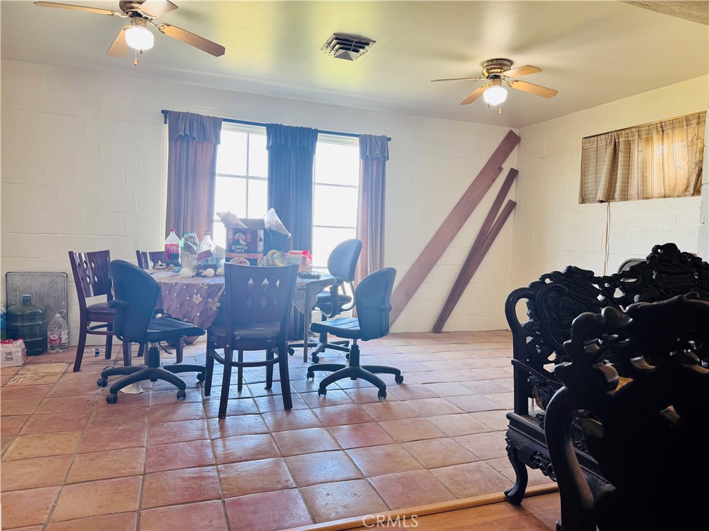 9616 Schlitz Road Phelan, CA 92371 - Photo 9 of 20