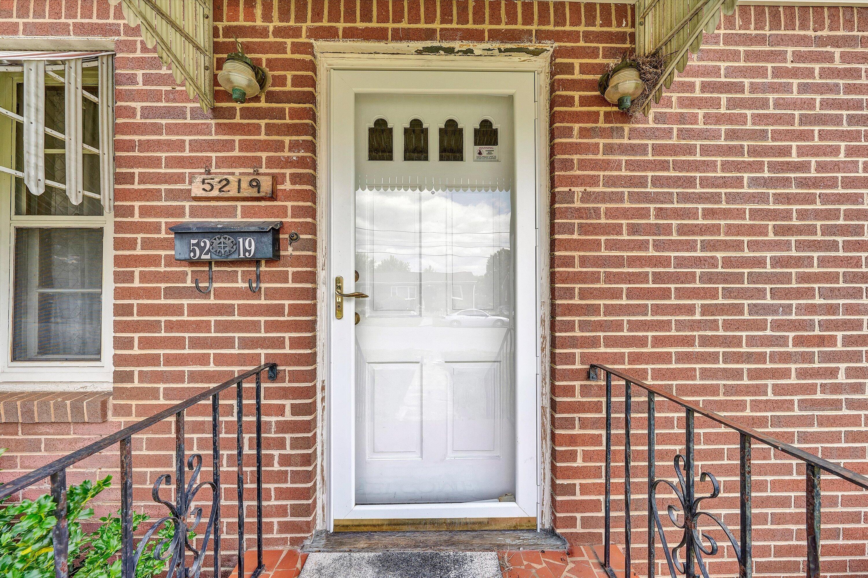 5219 Hearthstone Road Roanoke, VA 24012 - Photo 26 of 26 04-DSC05098