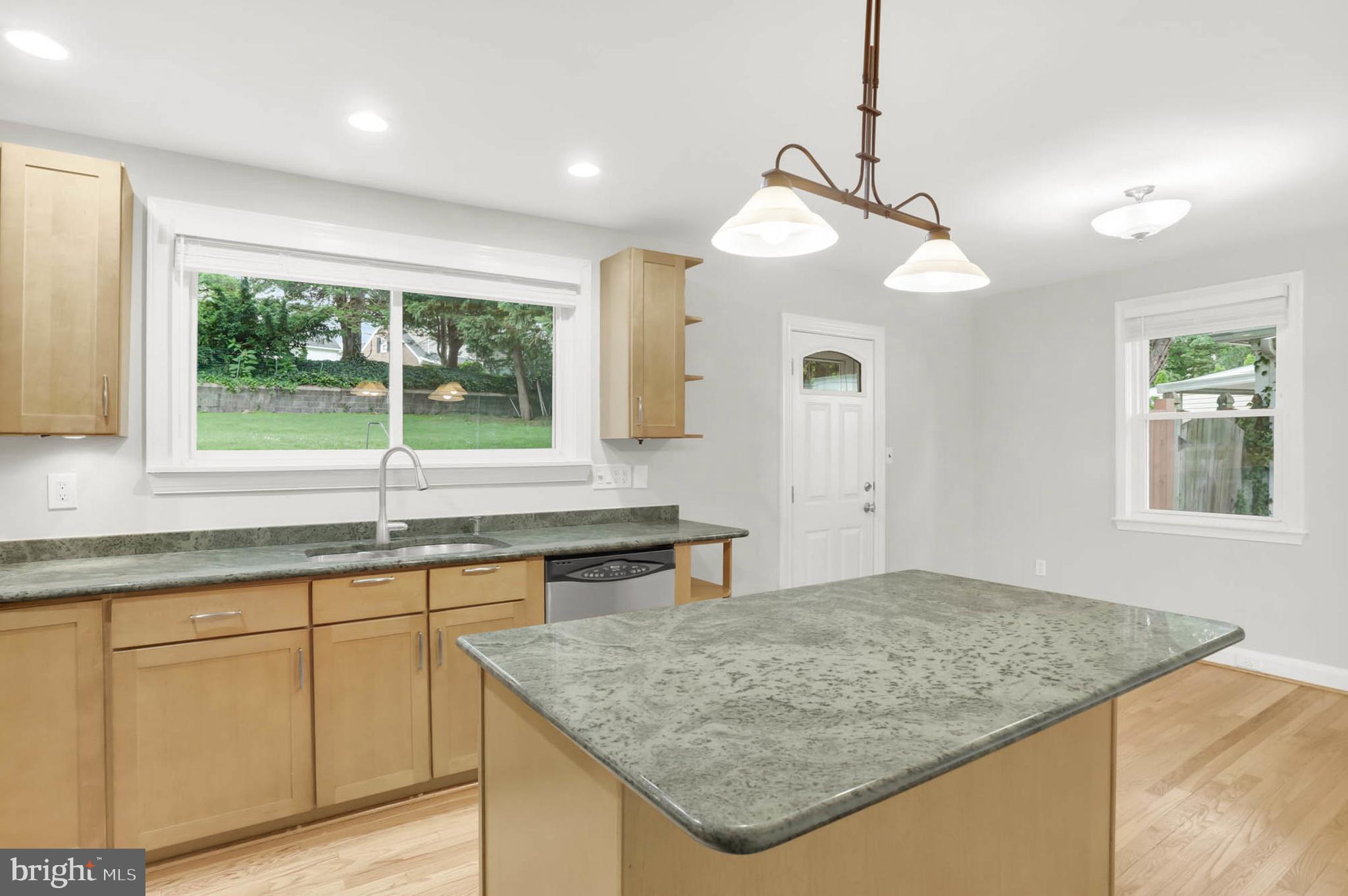 408 Waveland Road Baltimore, MD 21228 - Photo 7 of 30 Bright Kitchen
