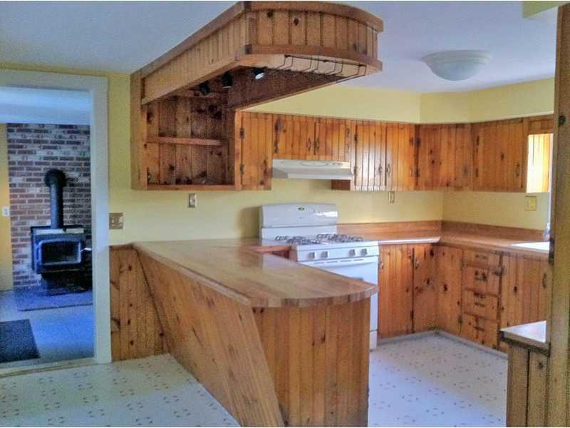 245 Monroe Road Winterport, ME 04496 - Photo 13 of 32 Kitchen.
