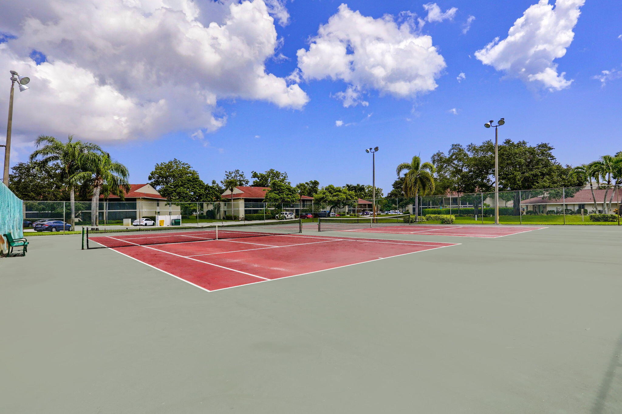 6458 Chasewood Drive, Unit E Jupiter, FL 33458 - Photo 31 of 33 a view of basketball court