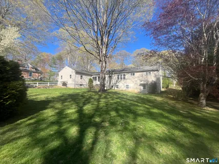 $750,000 | 26 Grandview Terrace, Essex, CT 06426