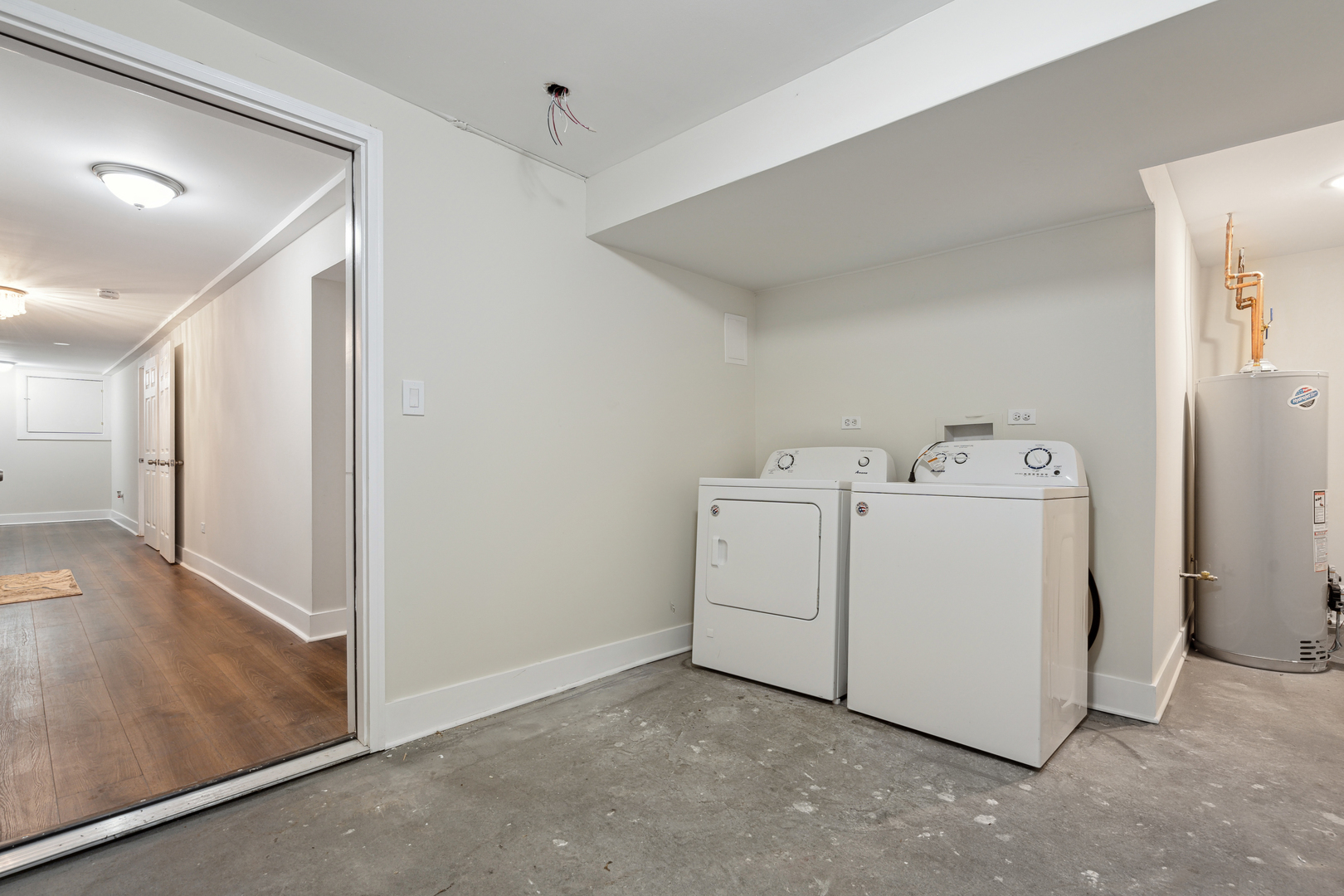 6826 South Prairie Avenue, Unit 1 Chicago, IL 60637 - Photo 17 of 20 a utility room with dryer and washer