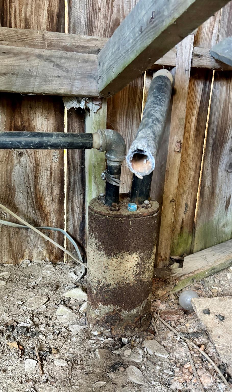 413 Middlefield Road Cooperstown, NY 13326 - Photo 11 of 23 In the well house