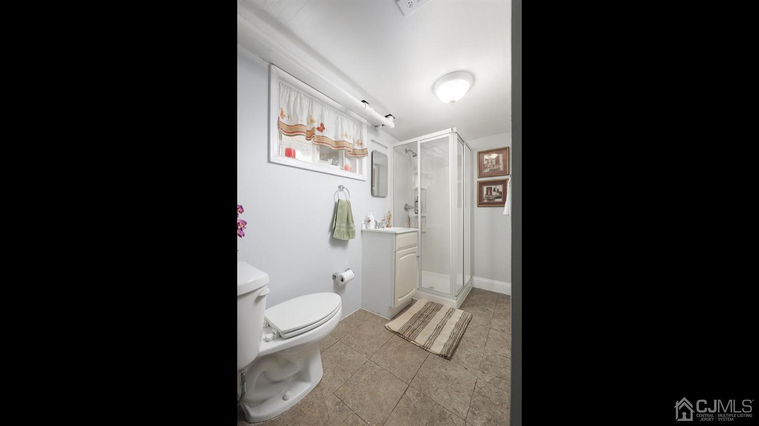 99 Lancaster Road Colonia, NJ 07067 - Photo 23 of 31 Gallery Image 23