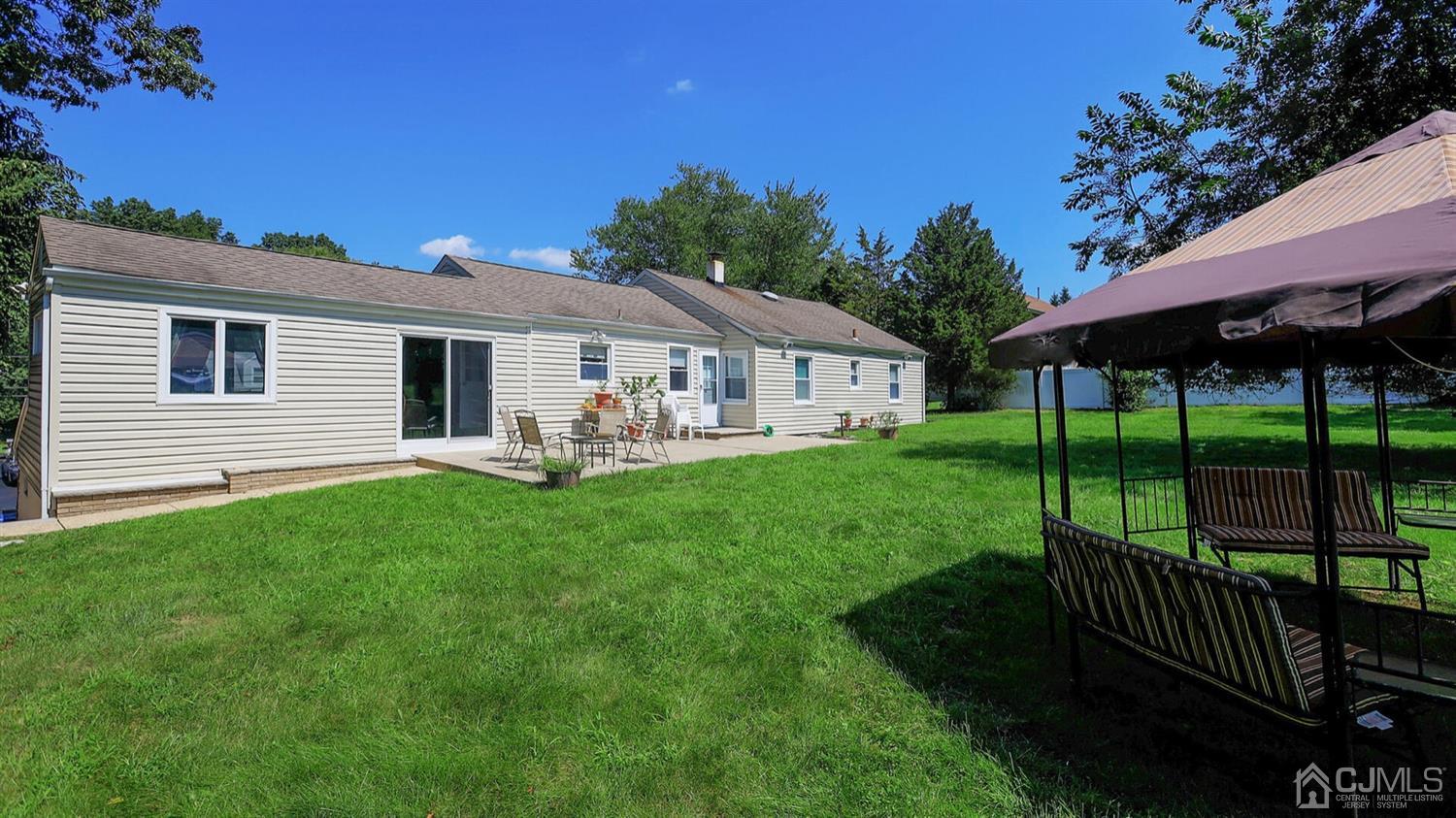 99 Lancaster Road Colonia, NJ 07067 - Photo 26 of 31 Gallery Image 26