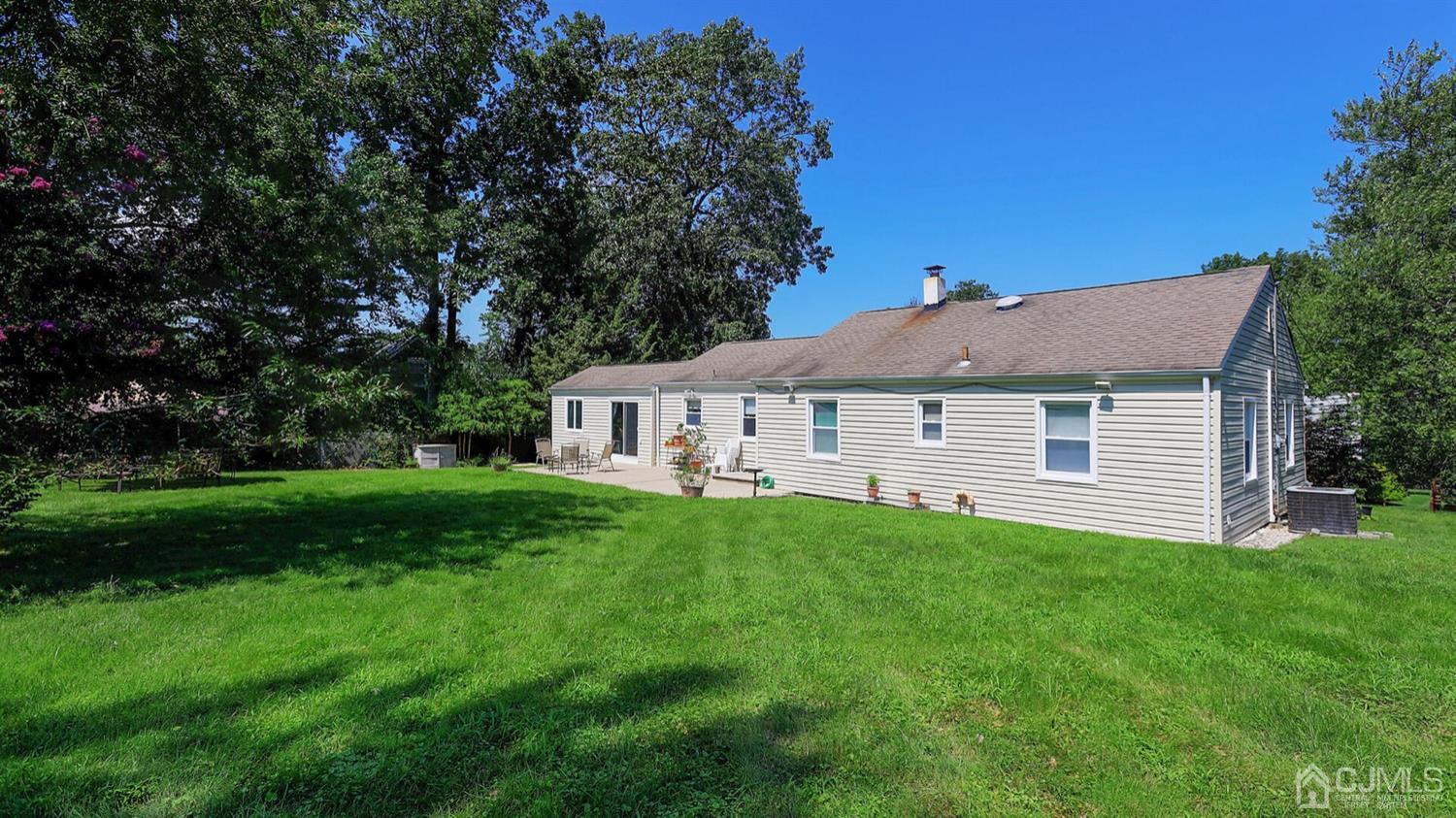 99 Lancaster Road Colonia, NJ 07067 - Photo 27 of 31 Gallery Image 27