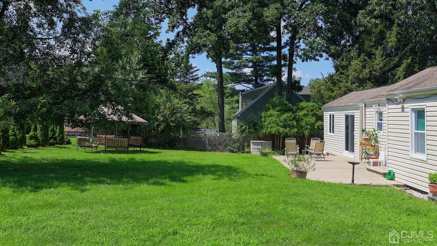 99 Lancaster Road Colonia, NJ 07067 - Photo 28 of 31 Gallery Image 28