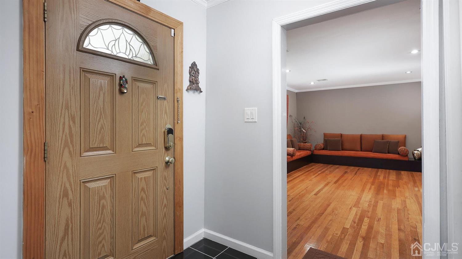 99 Lancaster Road Colonia, NJ 07067 - Photo 7 of 31 Gallery Image 7