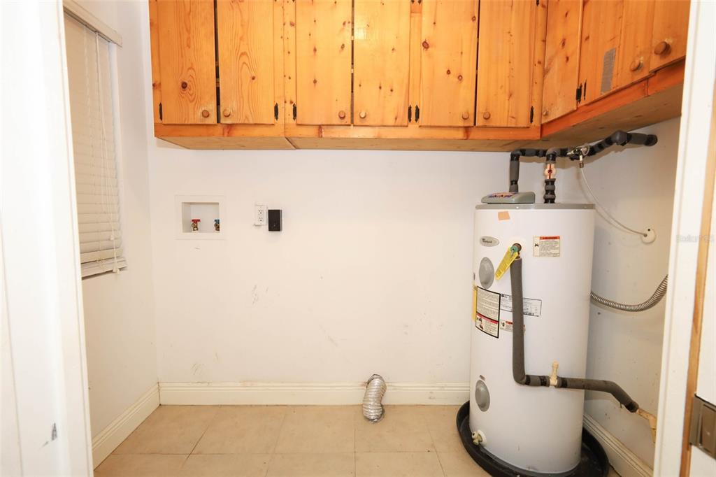 124 Salem Street Altamonte Springs, FL 32701 - Photo 10 of 45 a bathroom with a sink and a mirror