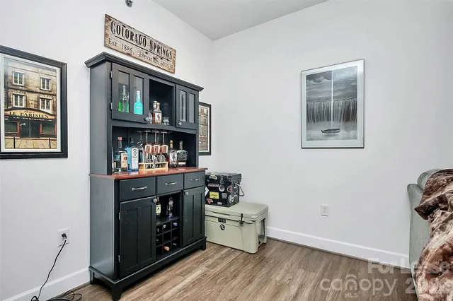 $2,100 | 1315 East Boulevard, Unit 309, Charlotte, NC 28203