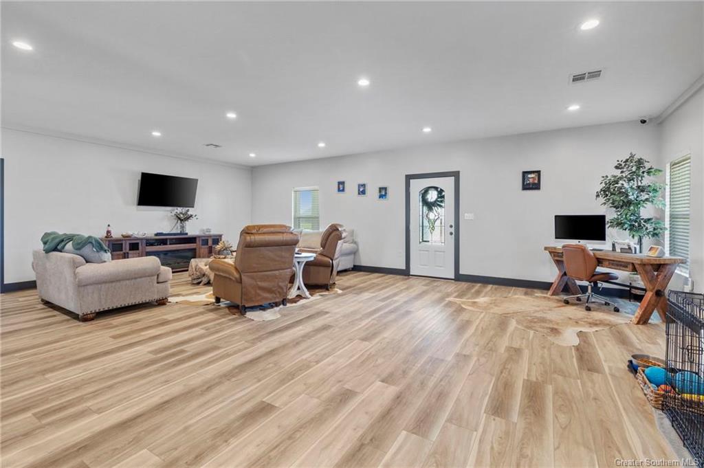 24248 Gillson Road Iowa, LA 70647 - Photo 8 of 31