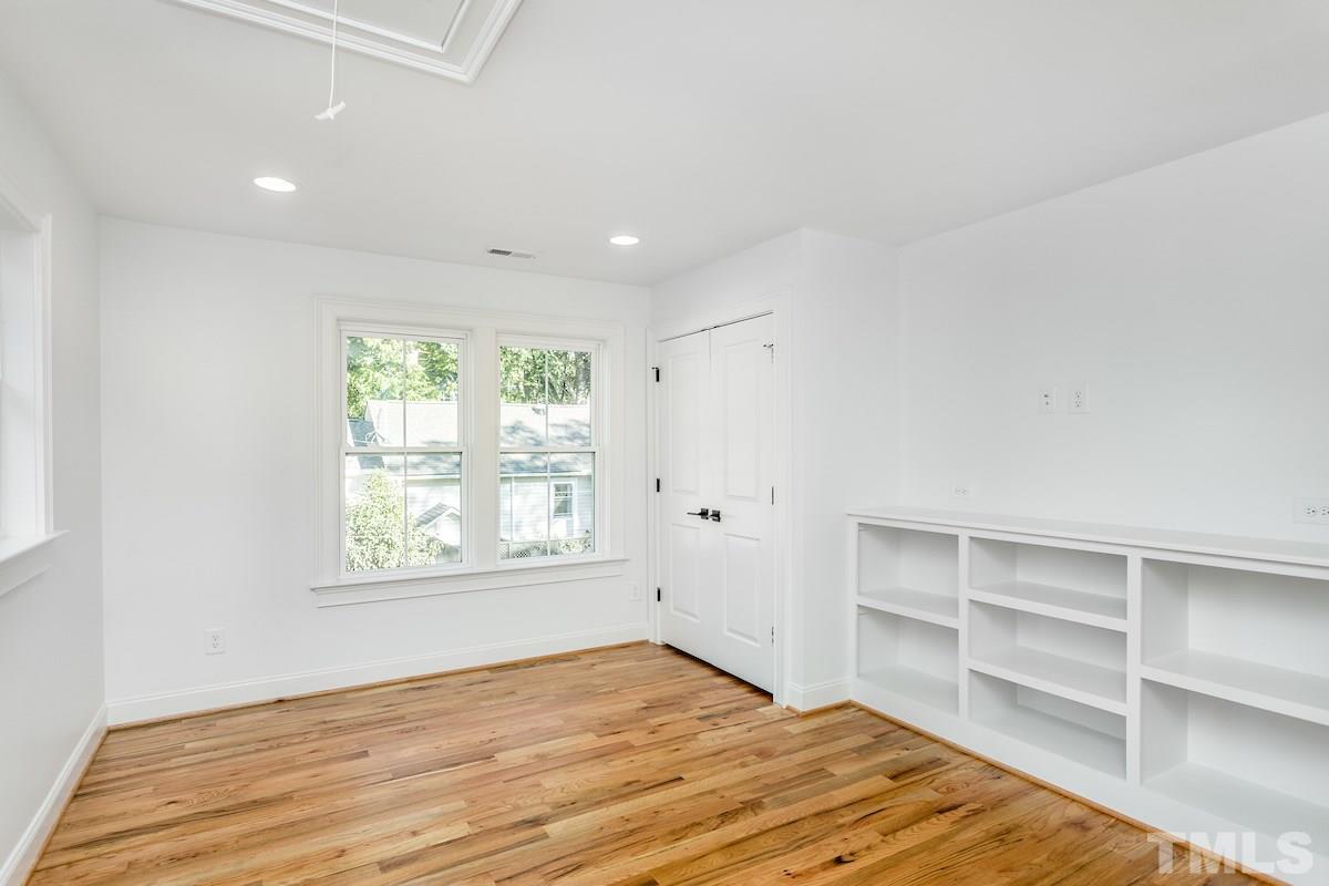 2622 Bedford Avenue Raleigh, NC 27607 - Photo 17 of 24 Gallery Image 17