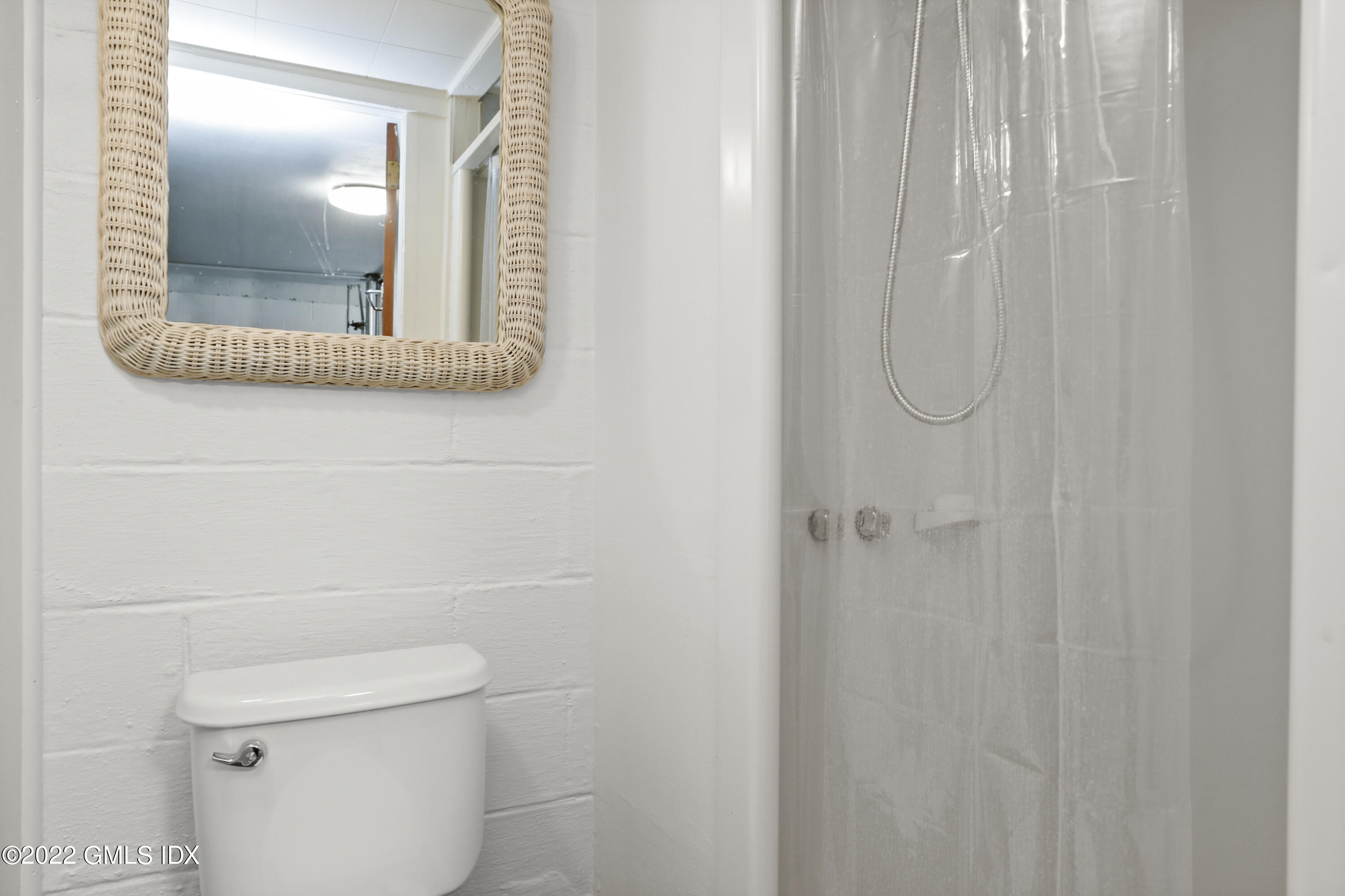29 Thorn Hill Road Riverside, CT 06878 - Photo 27 of 37 Full bath on lower level