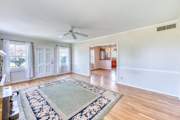 $1,274,500 | 21530 Tiburcio Avenue, Laton, CA 93242