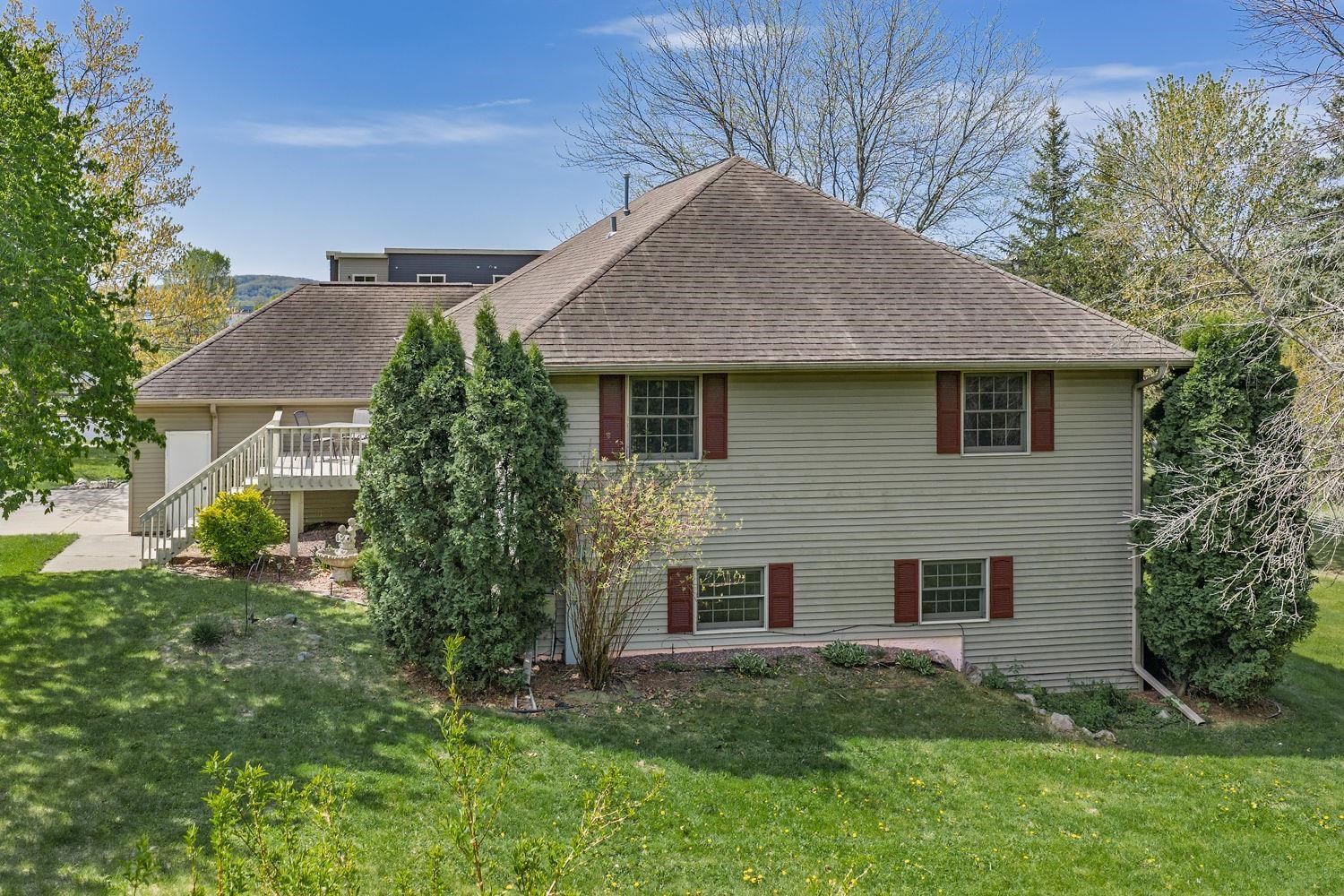 1827 Huntington Park Drive Reedsburg, WI 53959 - Photo 34 of 38
