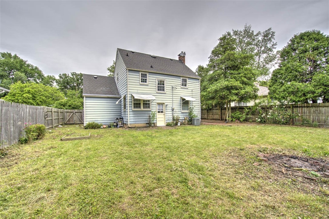 2081 Riverview Avenue Decatur, IL 62522 - Photo 23 of 29 Gallery Image 23