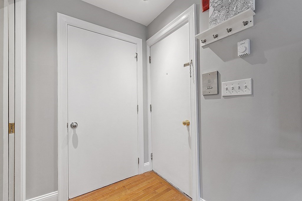 162 Salem Street, Unit 5 Boston, MA 02113 - Photo 16 of 21 Gallery Image 16