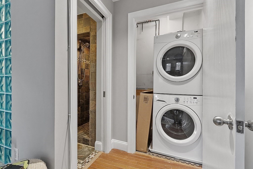 162 Salem Street, Unit 5 Boston, MA 02113 - Photo 18 of 21 Gallery Image 18