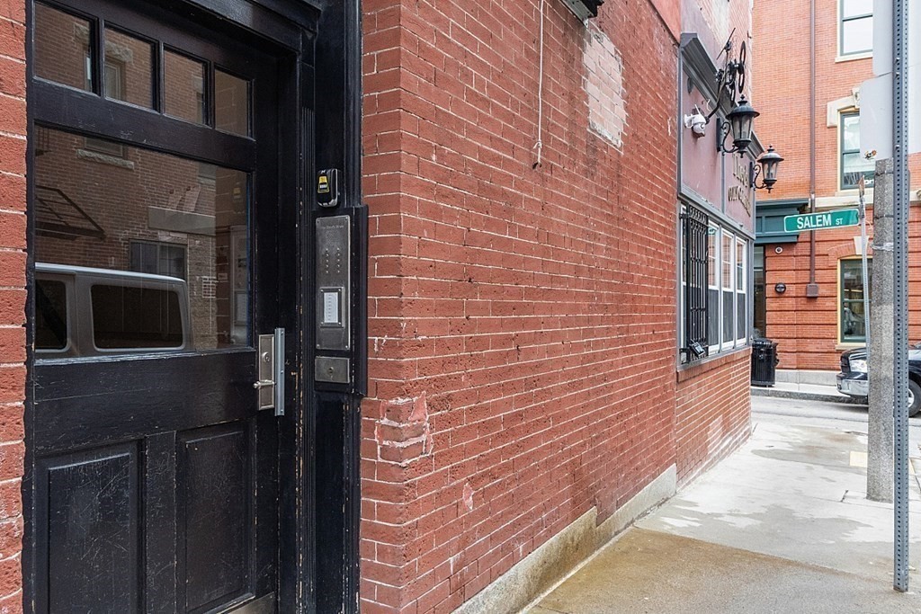 162 Salem Street, Unit 5 Boston, MA 02113 - Photo 20 of 21 Gallery Image 20
